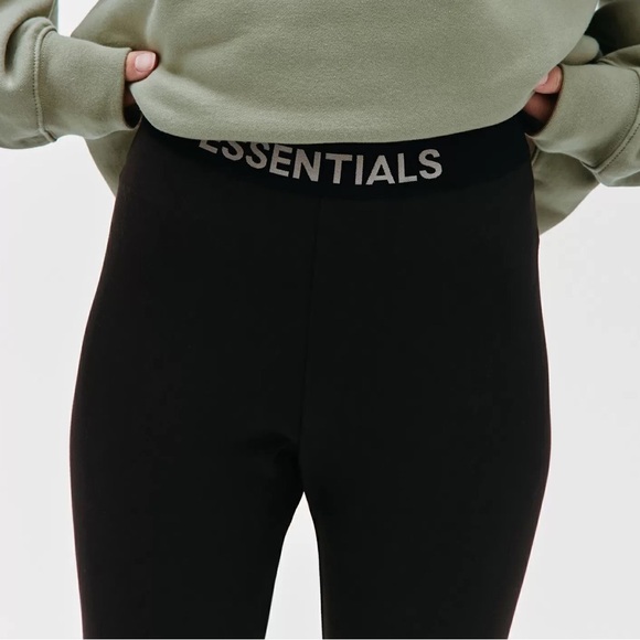FREE OF GOD ESSENTIALS Black Cotten Shorts - Picture 2 of 3